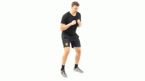DE PIE-SIN MATERIAL-CARDIO-PATALEO CON PUÑOS